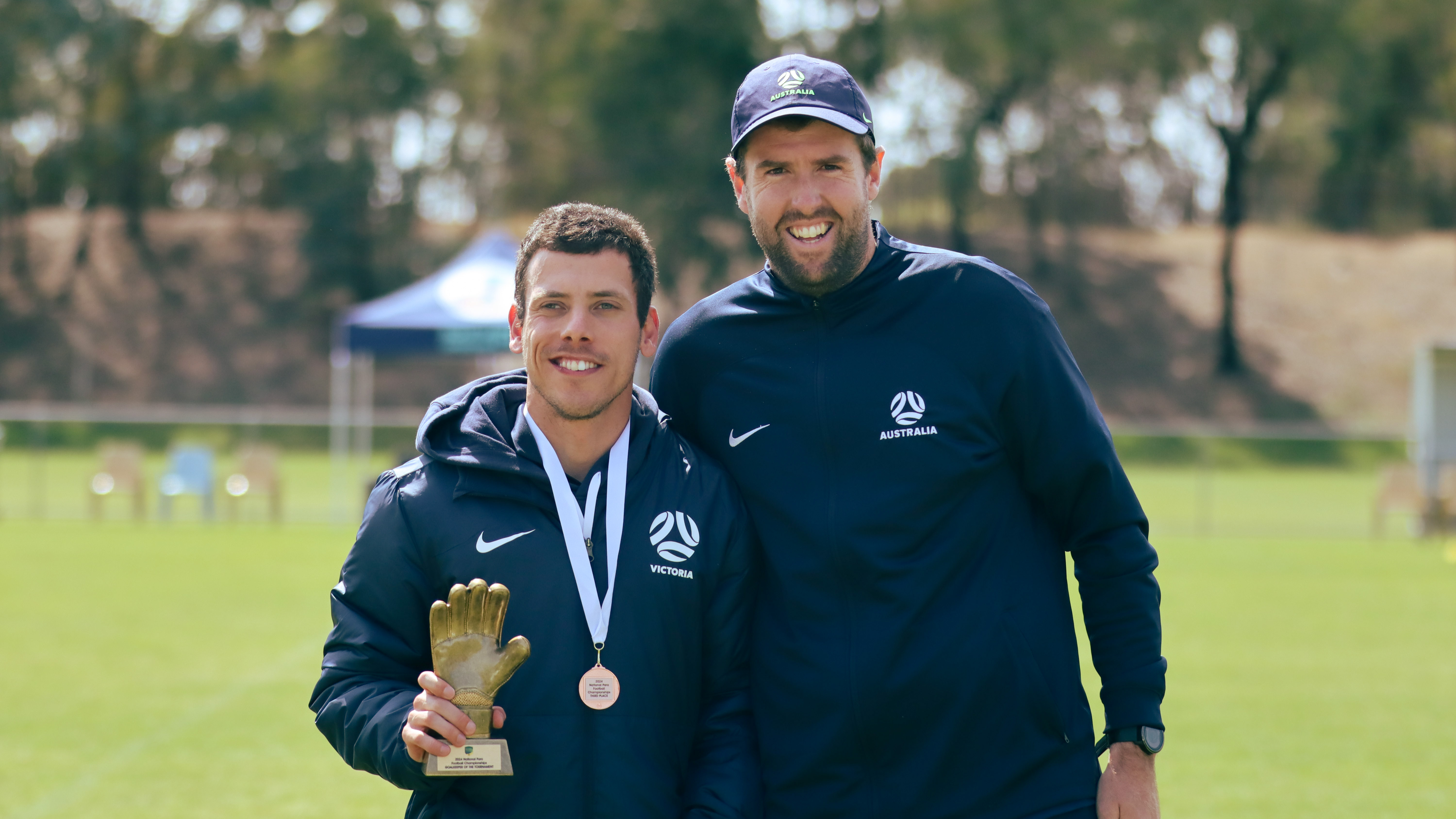 • Golden Glove: Christian Tsangas (Football VIC) and CommBank Pararoos Head Coach Kai Lammert