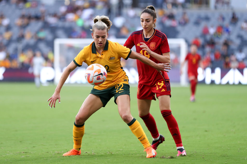 Carmona García of Spain competes with Charlotte Grant of Australia during the 2023 Cup of Nations Match between Australian Matildas and Spain at CommBank Stadium on February 19, 2023 in Sydney, Australia. (Photo by Brendon Thorne/Getty Images)