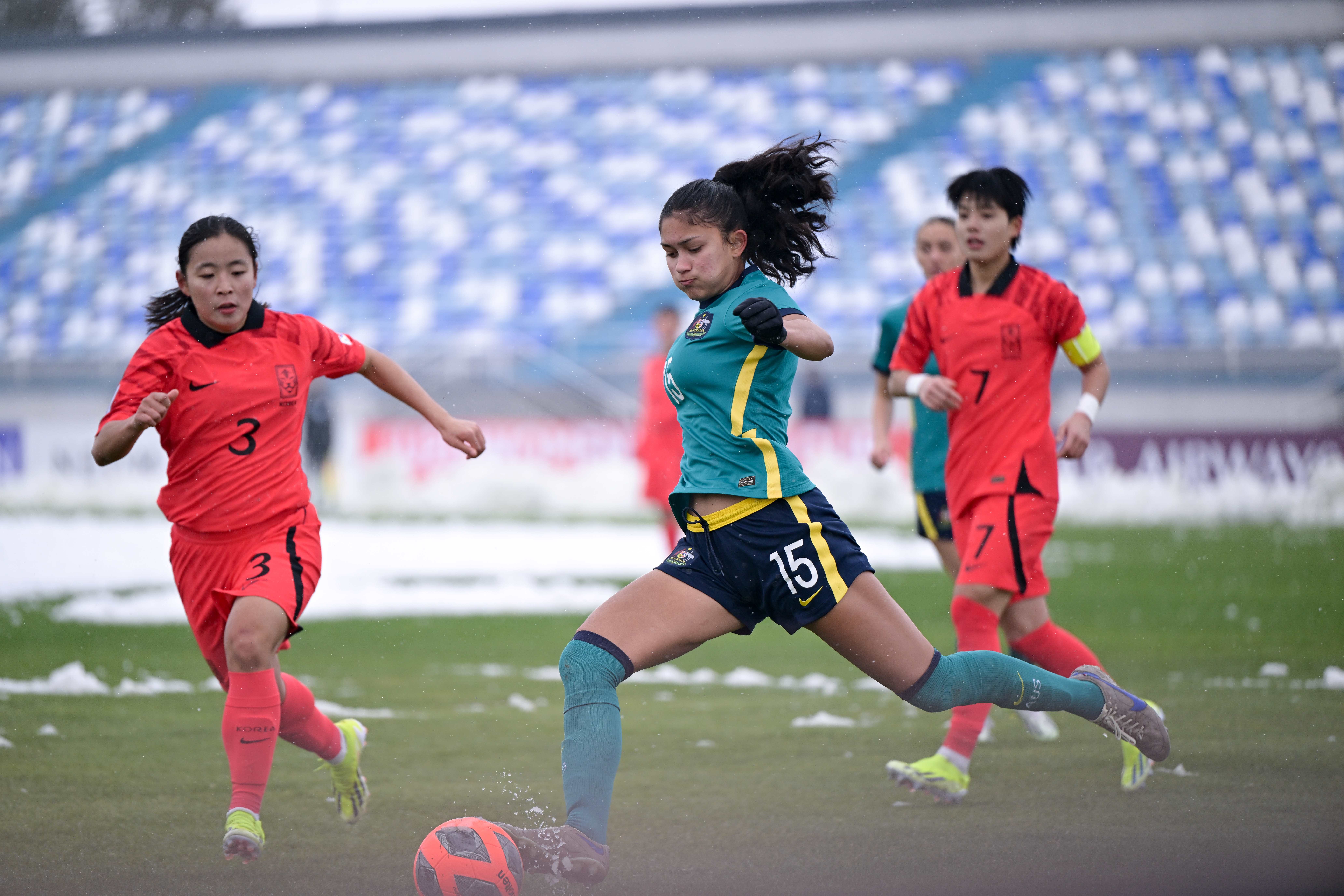 Alexia Apostolakis on the ball in Game One of the AFC U20 Asian Cup Uzbekistan 2024 against Korea Republic. Photo: Adam Aidil Padali/AFC