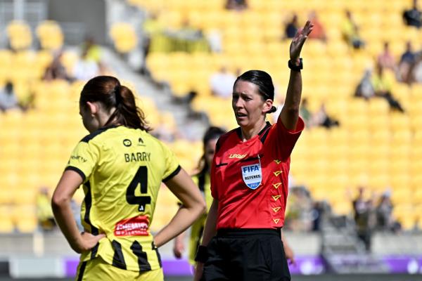 Referee Anna-Marie Keighley during the round one A-League Women's match between Wellington Phoenix and Melbourne City at Sky Stadium, on November 20, 2022, in Wellington, New Zealand. (Photo by Masanori Udagawa/Getty Images)